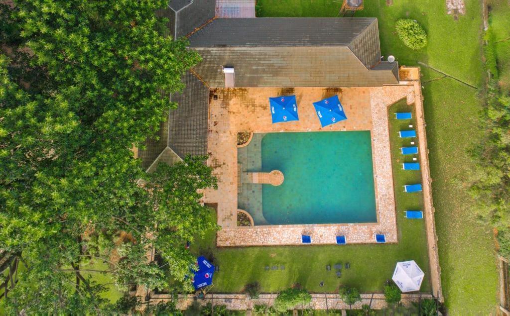 Mountains Of The Moon Hotel Fort Portal Exterior photo